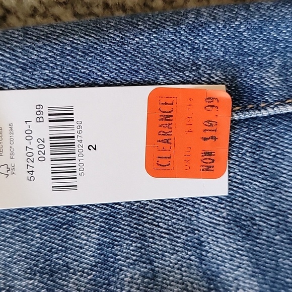 Old Navy Jeans - Picture 3 of 5